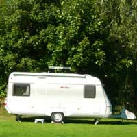Stakes Pet Showing Caravan Camping Motor